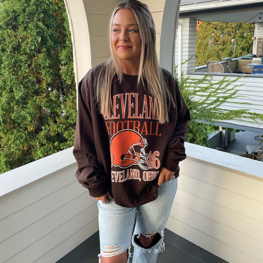 NWOT Cleveland Browns "Vintage" Sweatshirt